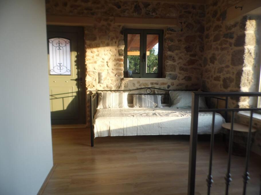 Villa Alonia Kalamata Extérieur photo